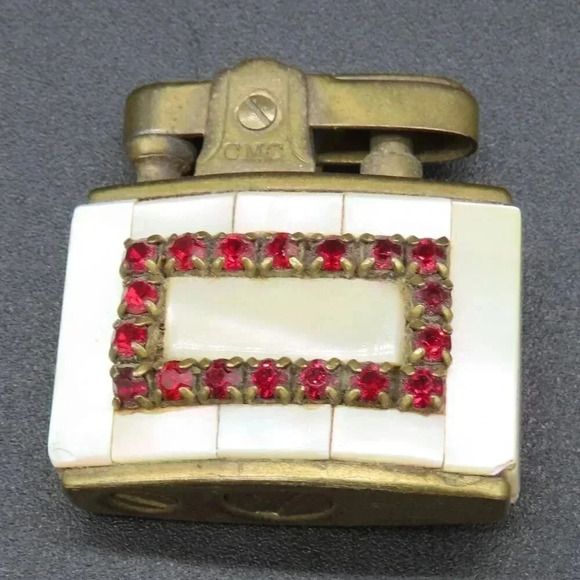 Vintage Continental Lady's Lighter Shell Rhinestone 40s 50s 60s - Picture 2 of 6